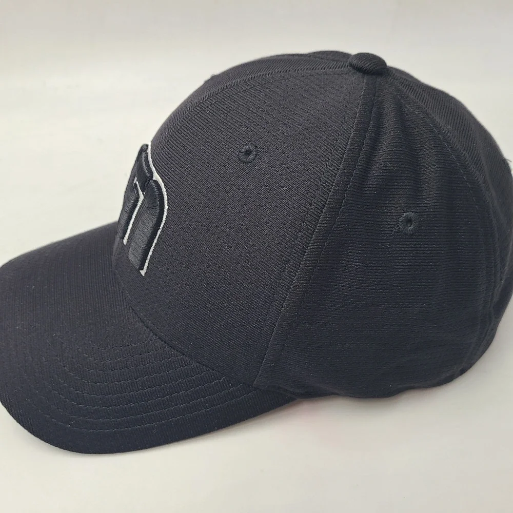 Travis Mathew Hat Fitted L-XL Black White‎ Golf Tennis Pickleball Outdoors Men